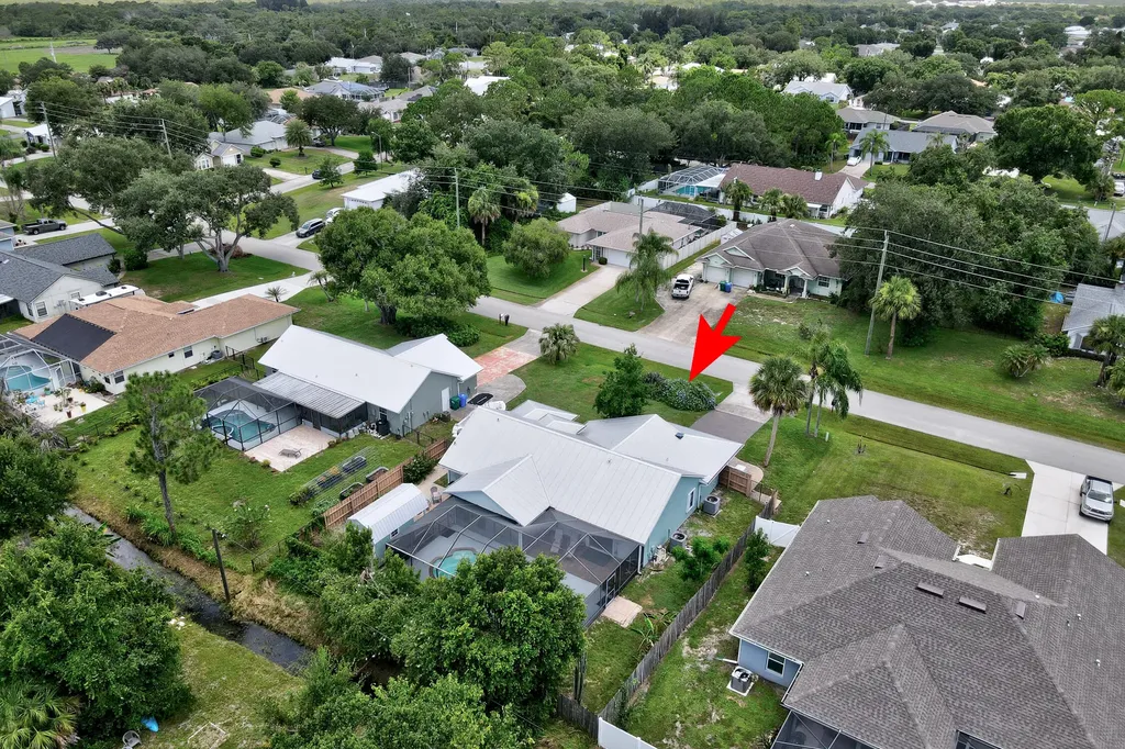843 Vocelle Avenue Sebastian FL 32958