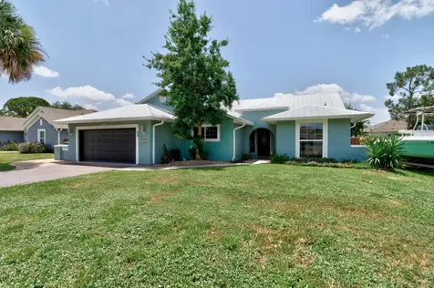 843 Vocelle Avenue Sebastian FL 32958