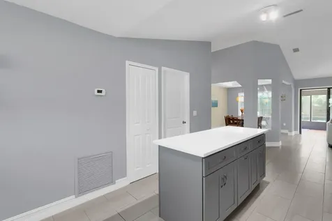 843 Vocelle Avenue Sebastian FL 32958