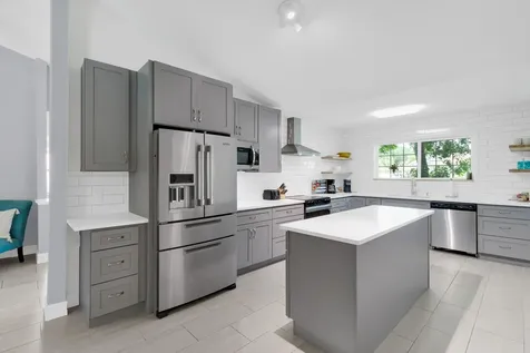 843 Vocelle Avenue Sebastian FL 32958
