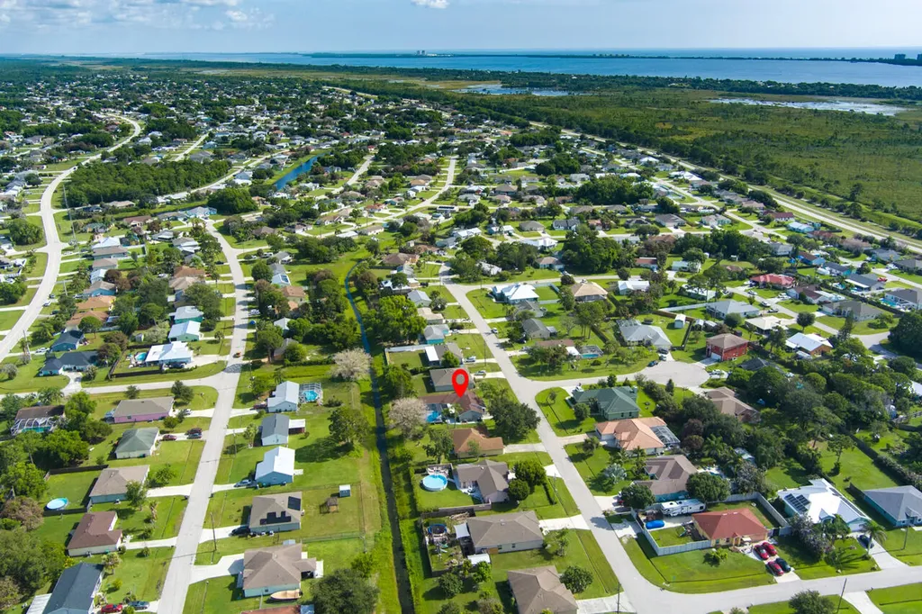 2502 SE University Terrace Port St Lucie FL 34952