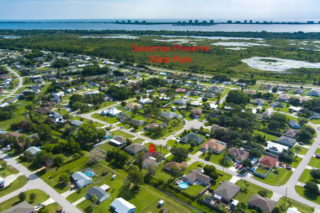 2502 SE University Terrace Port St Lucie FL 34952