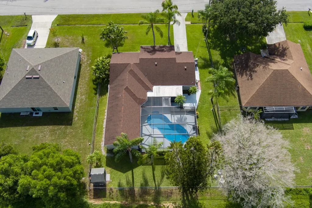2502 SE University Terrace Port St Lucie FL 34952
