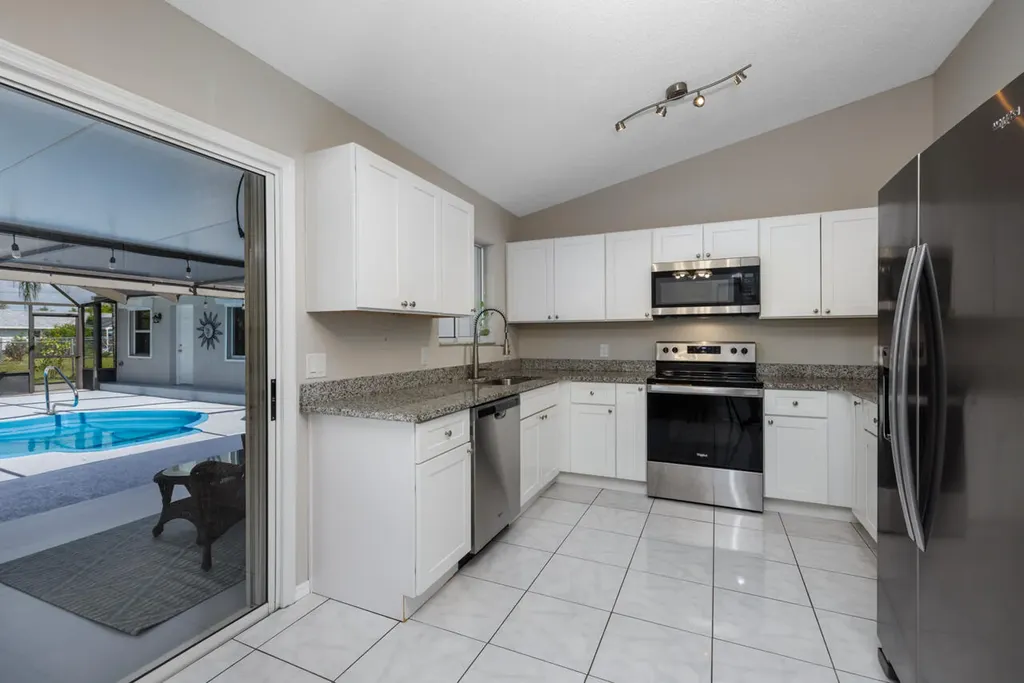 2502 SE University Terrace Port St Lucie FL 34952