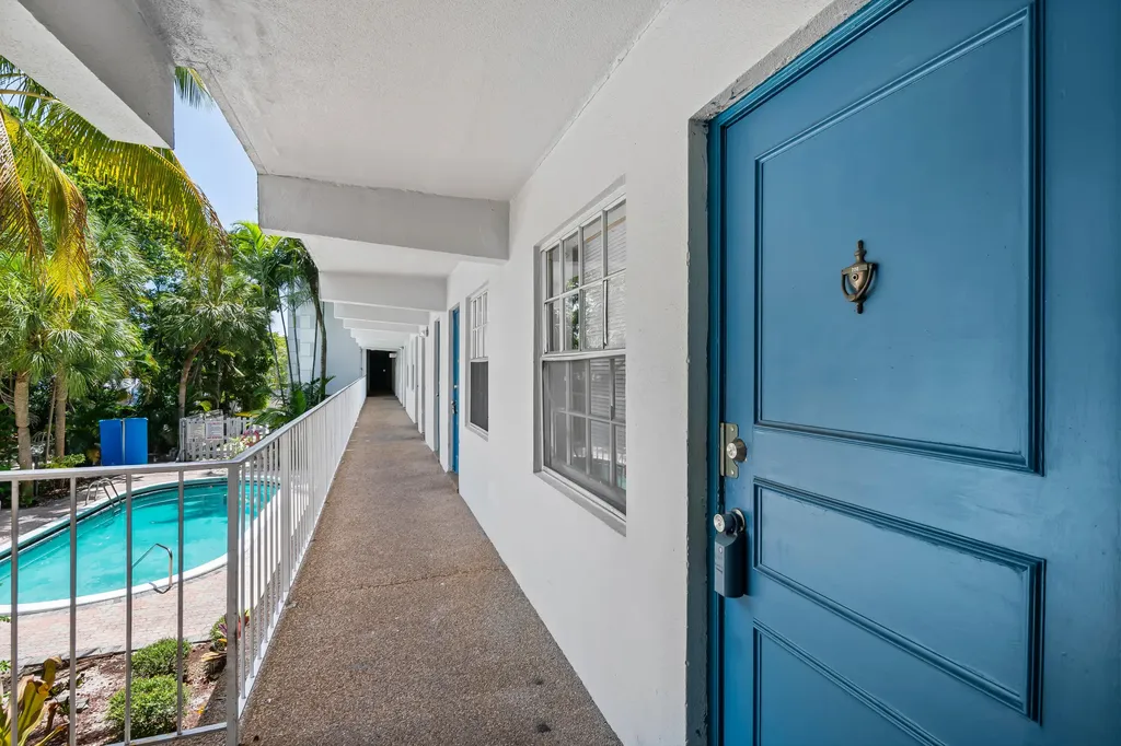 1407 NE 56th Street Fort Lauderdale FL 33334