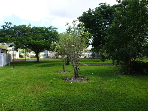 605 S State Road 7 Margate FL 33068
