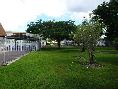 605 S State Road 7 Margate FL 33068