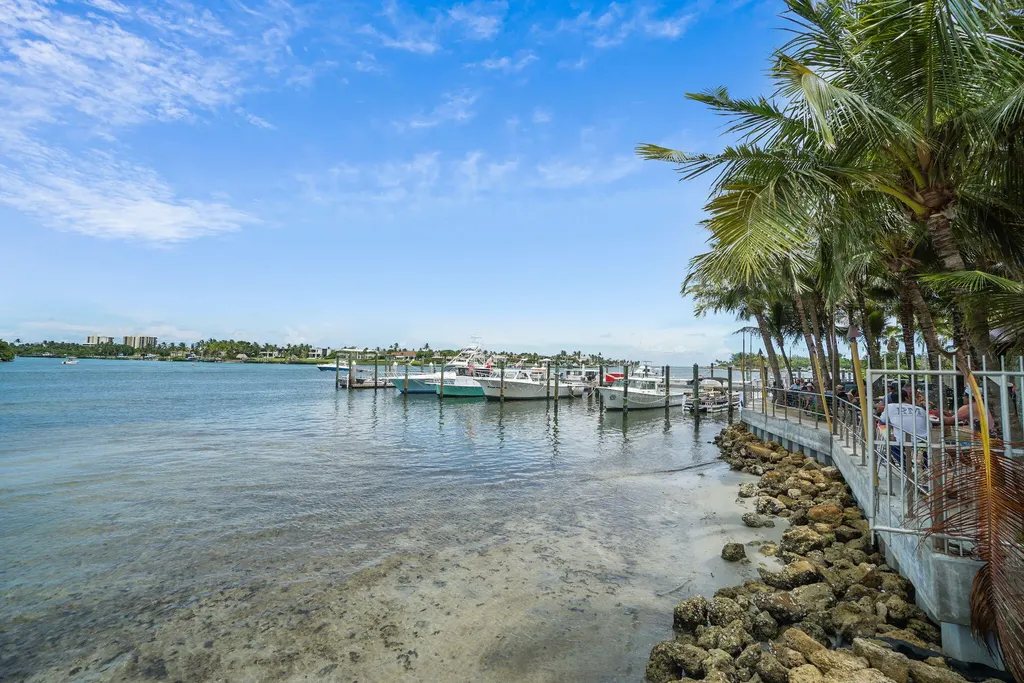 300 N Hwy A1a Jupiter FL 33477