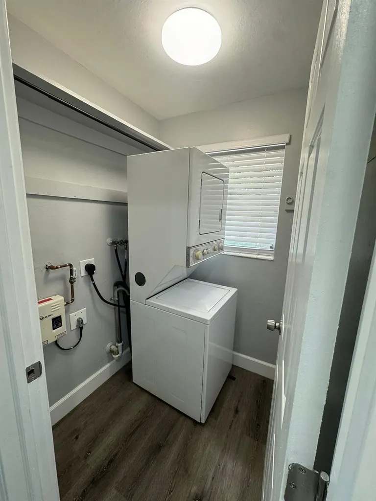 921 NE 22nd Drive Wilton Manors FL 33305