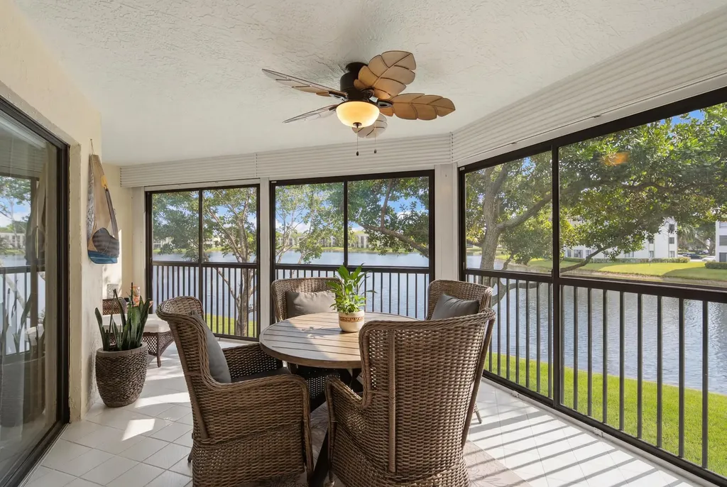 7232 Fairfax Drive Tamarac FL 33321