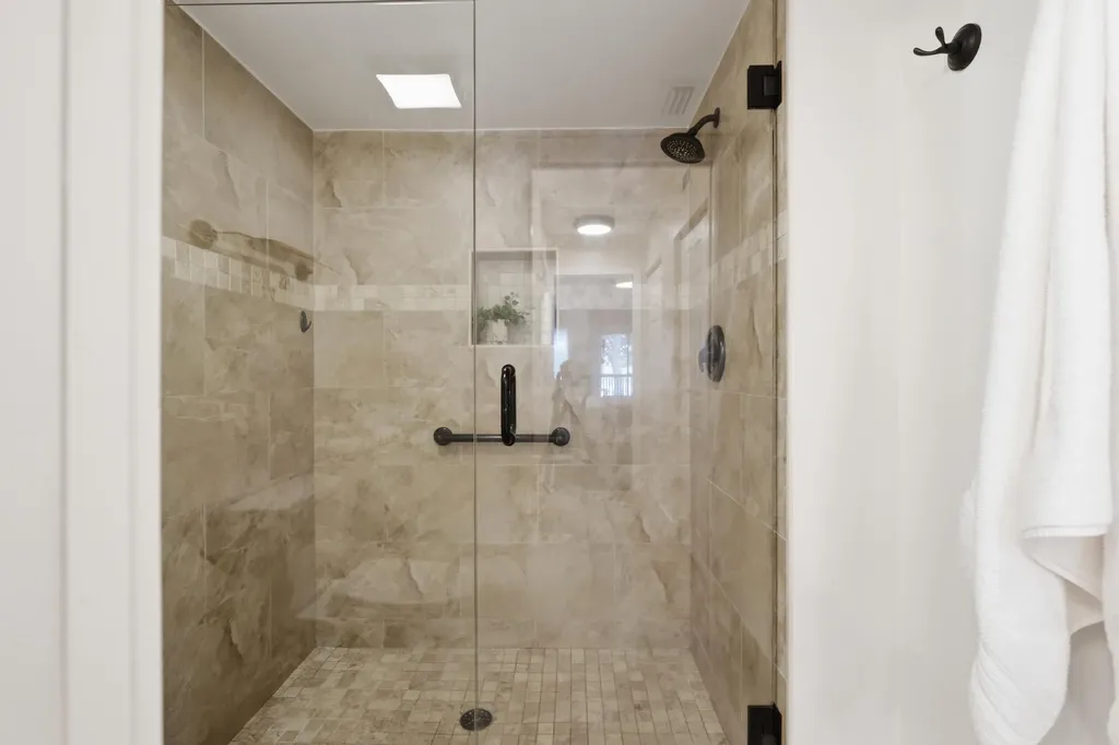 7232 Fairfax Drive Tamarac FL 33321