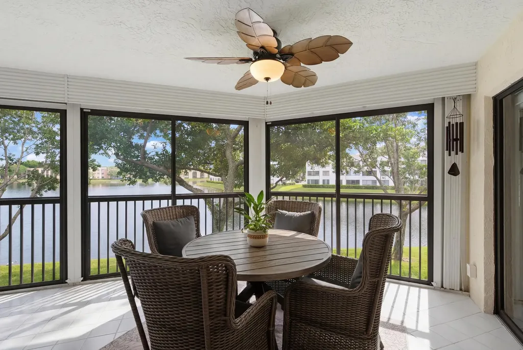 7232 Fairfax Drive Tamarac FL 33321