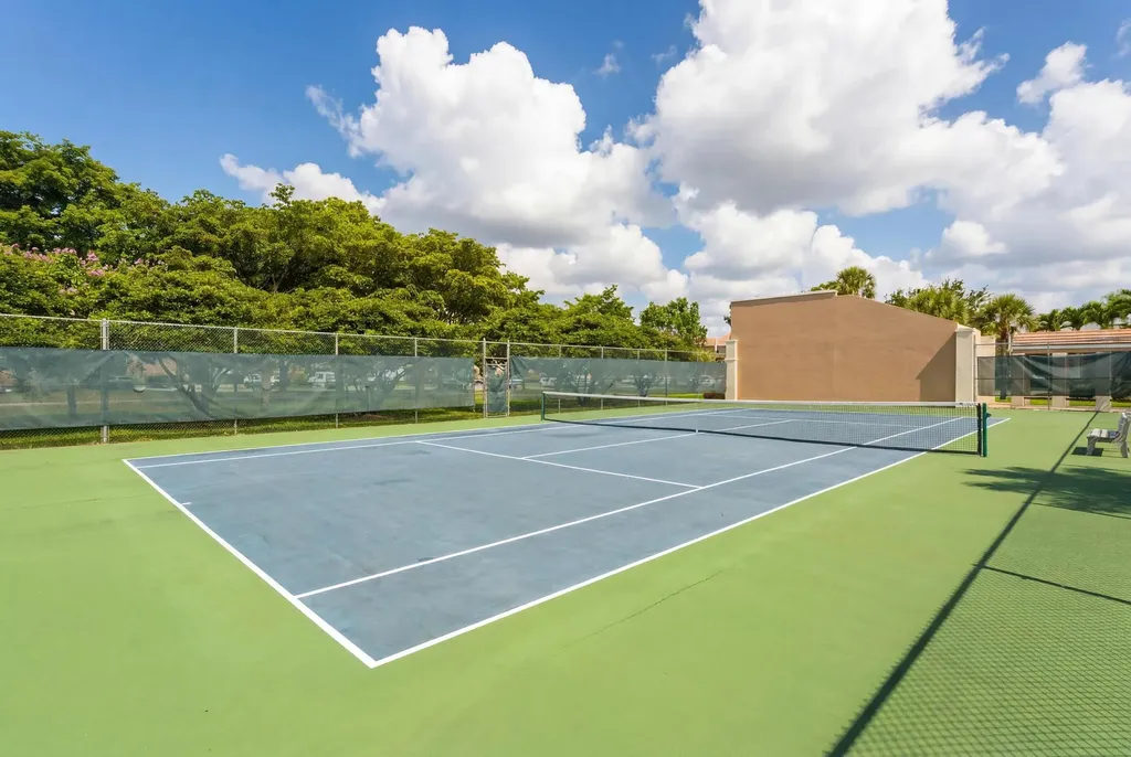 7232 Fairfax Drive Tamarac FL 33321