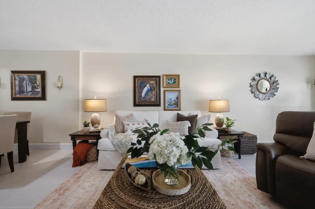 7232 Fairfax Drive Tamarac FL 33321