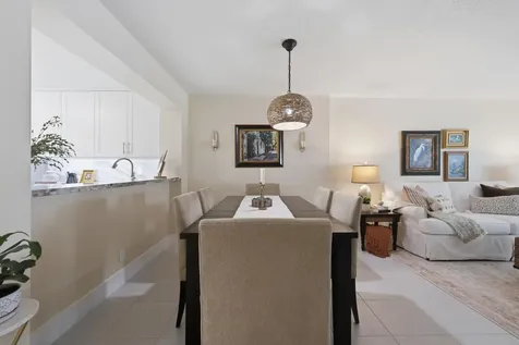 7232 Fairfax Drive Tamarac FL 33321
