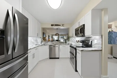 7232 Fairfax Drive Tamarac FL 33321