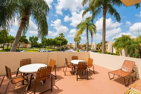7232 Fairfax Drive Tamarac FL 33321
