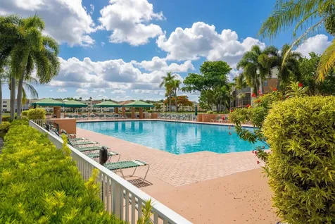 7232 Fairfax Drive Tamarac FL 33321