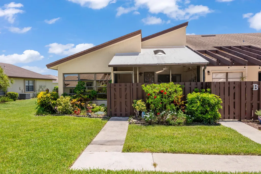 14127 Nesting Way Delray Beach FL 33484