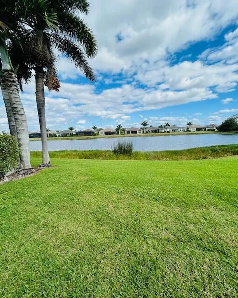 7891 Monarch Court Delray Beach FL 33446