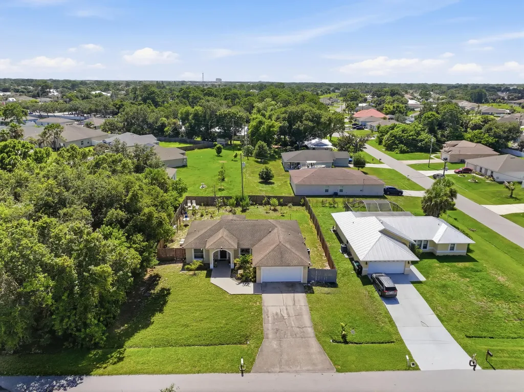 2674 SW Abelard Street Port St Lucie FL 34953