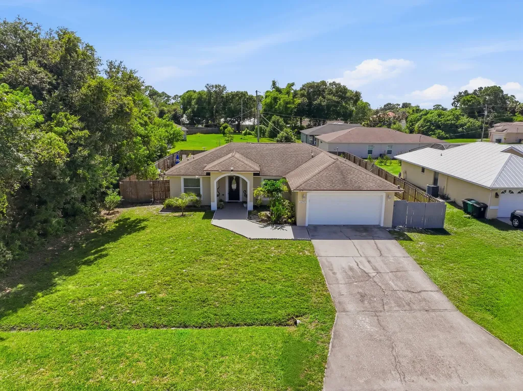 2674 SW Abelard Street Port St Lucie FL 34953