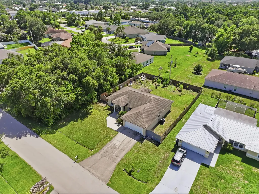 2674 SW Abelard Street Port St Lucie FL 34953