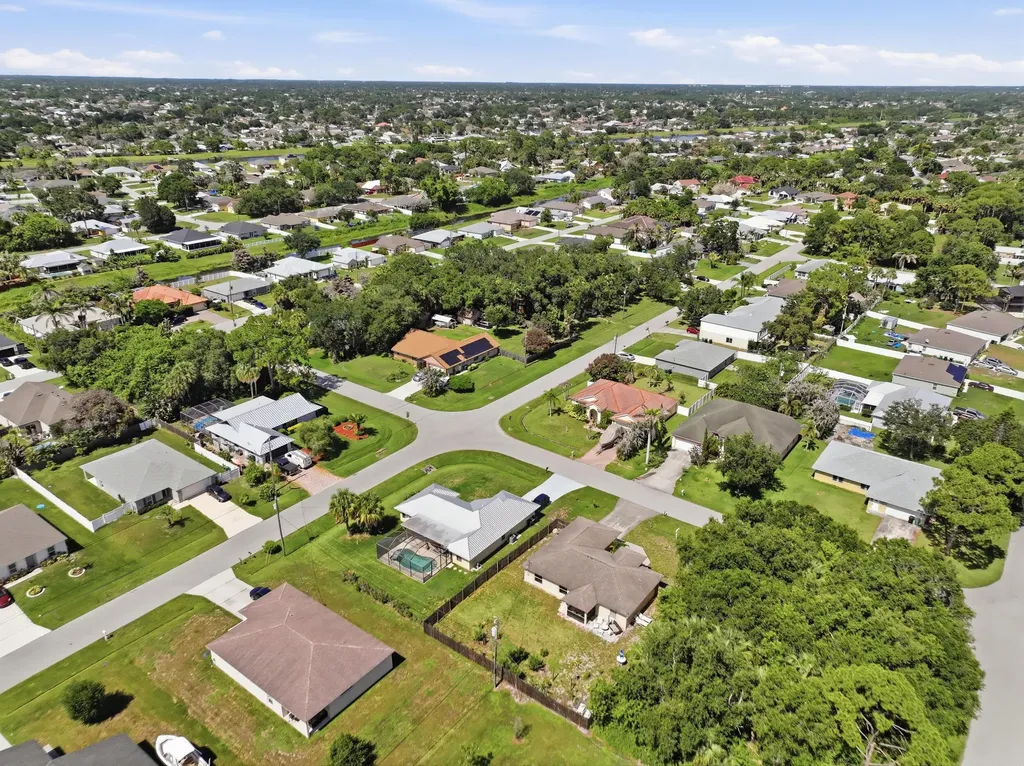 2674 SW Abelard Street Port St Lucie FL 34953
