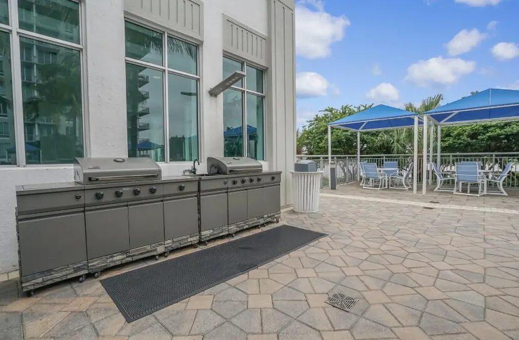 300 S Australian Avenue West Palm Beach FL 33401