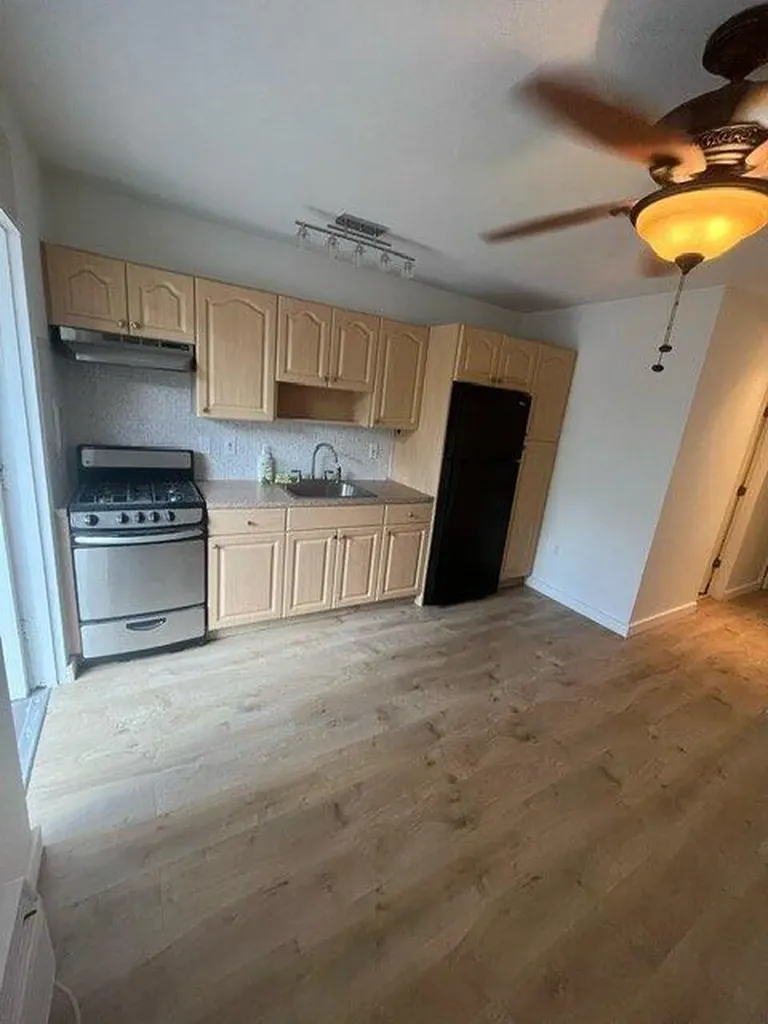 441 Collins Avenue Miami Beach FL 33139