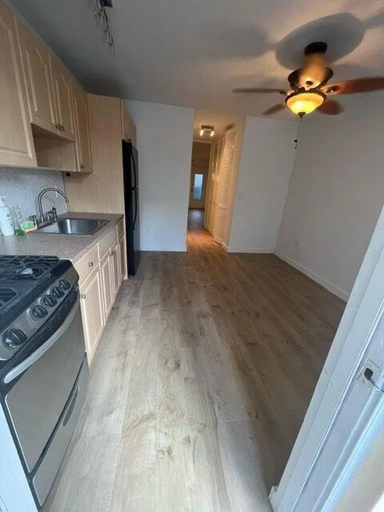 441 Collins Avenue Miami Beach FL 33139