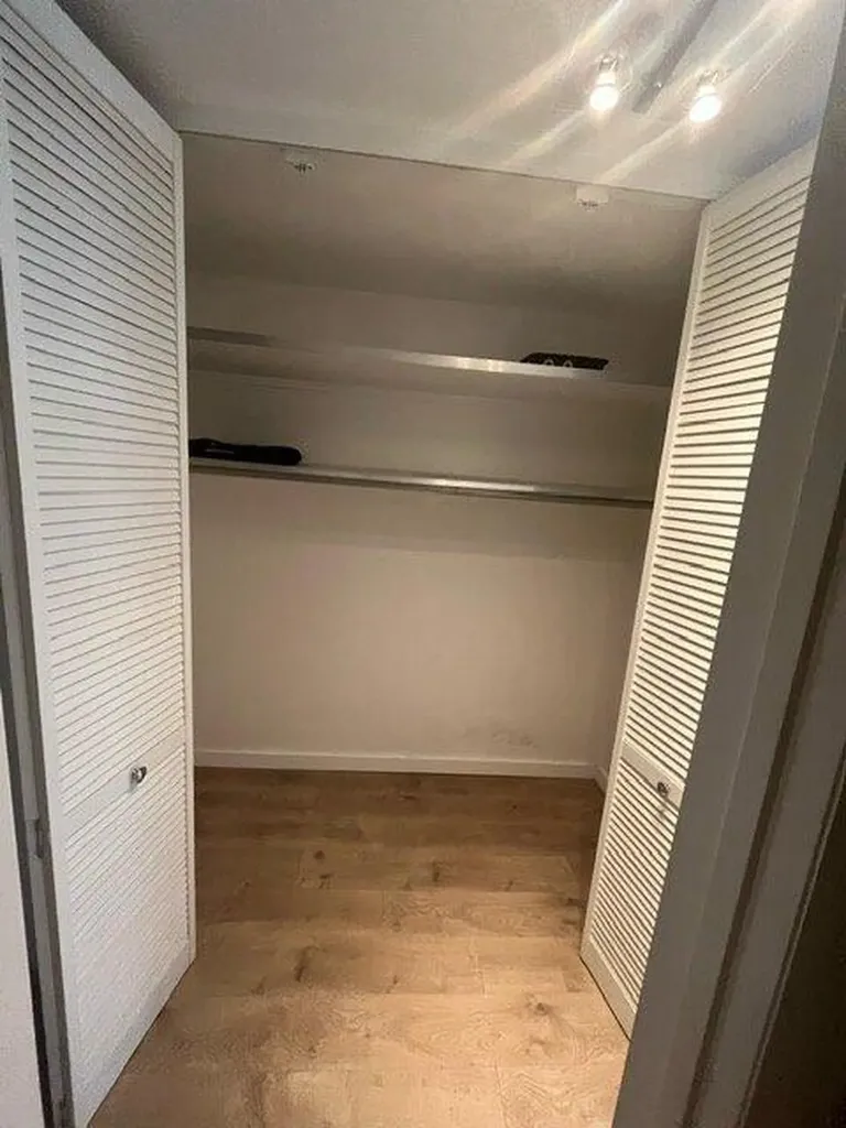 441 Collins Avenue Miami Beach FL 33139