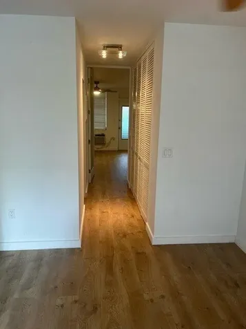 441 Collins Avenue Miami Beach FL 33139