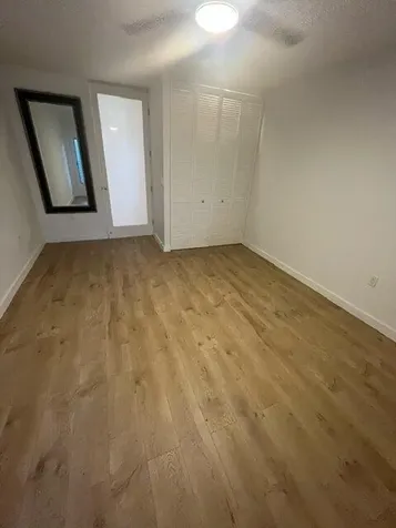 441 Collins Avenue Miami Beach FL 33139