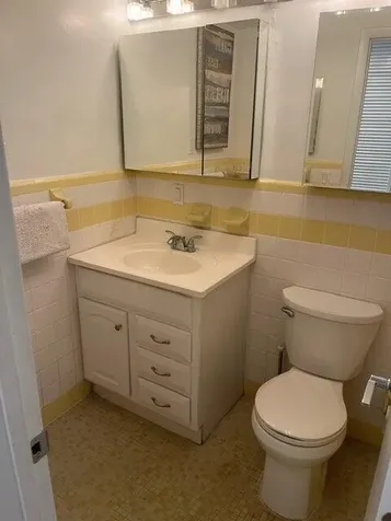 441 Collins Avenue Miami Beach FL 33139