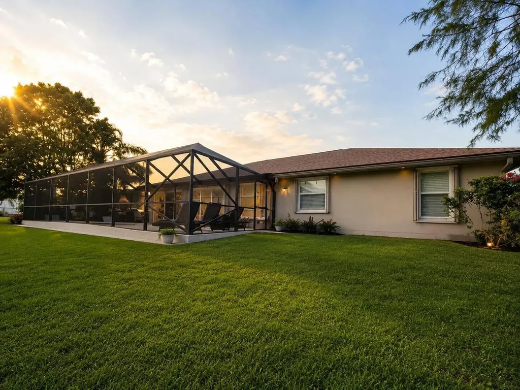 111 Camelot Court Royal Palm Beach FL 33411