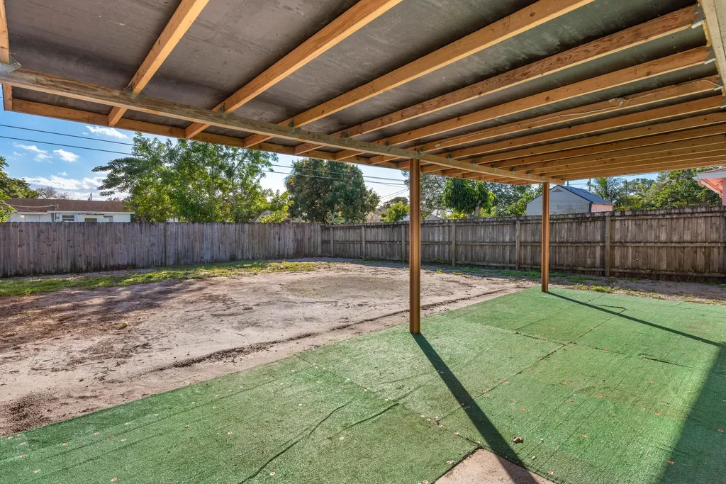 220 Perry Avenue Greenacres FL 33463