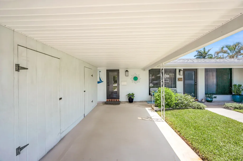 1301 Mandarin Isle Fort Lauderdale FL 33315