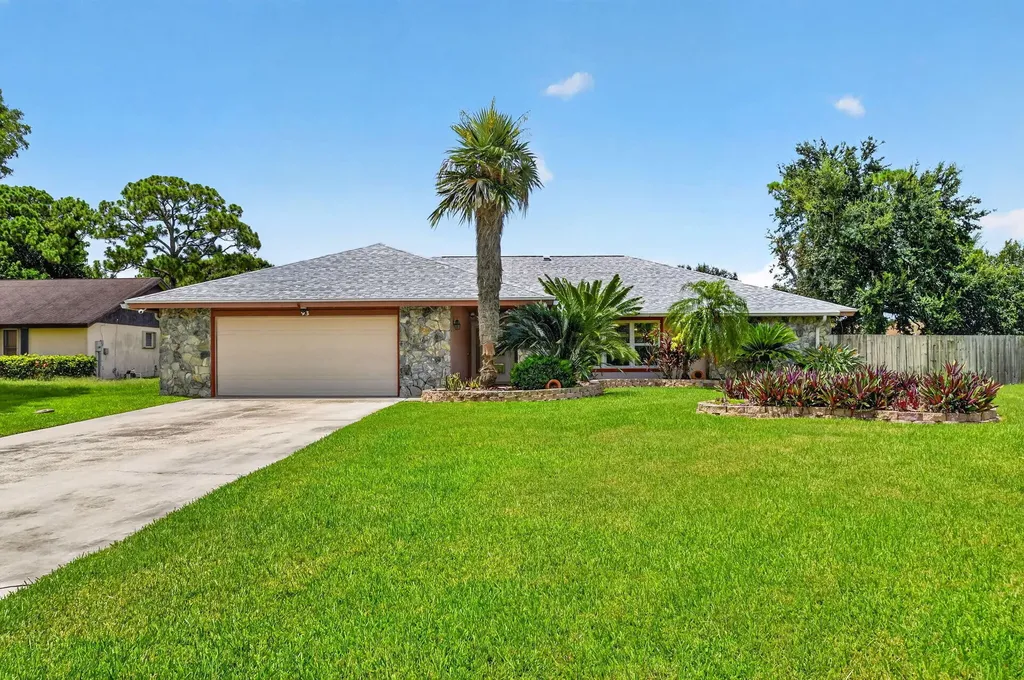 93 Santa Monica Avenue Royal Palm Beach FL 33411