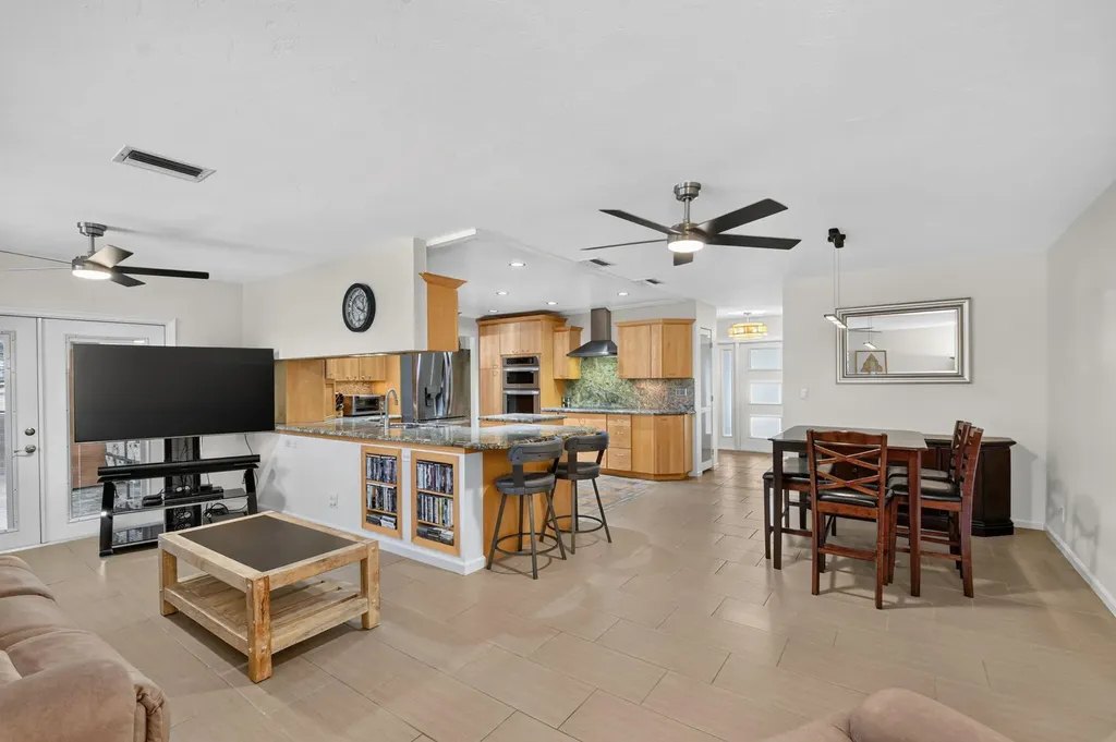 93 Santa Monica Avenue Royal Palm Beach FL 33411
