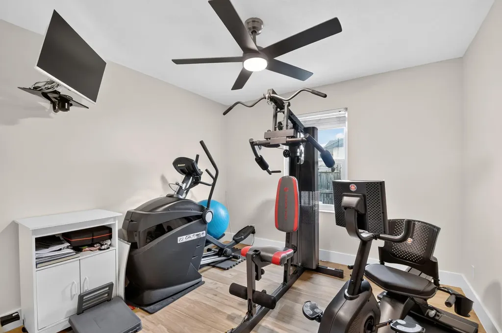 93 Santa Monica Avenue Royal Palm Beach FL 33411
