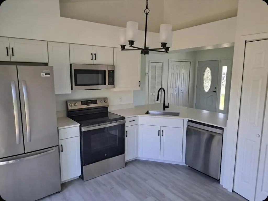 1032 SW Mataro Avenue Port St Lucie FL 34953