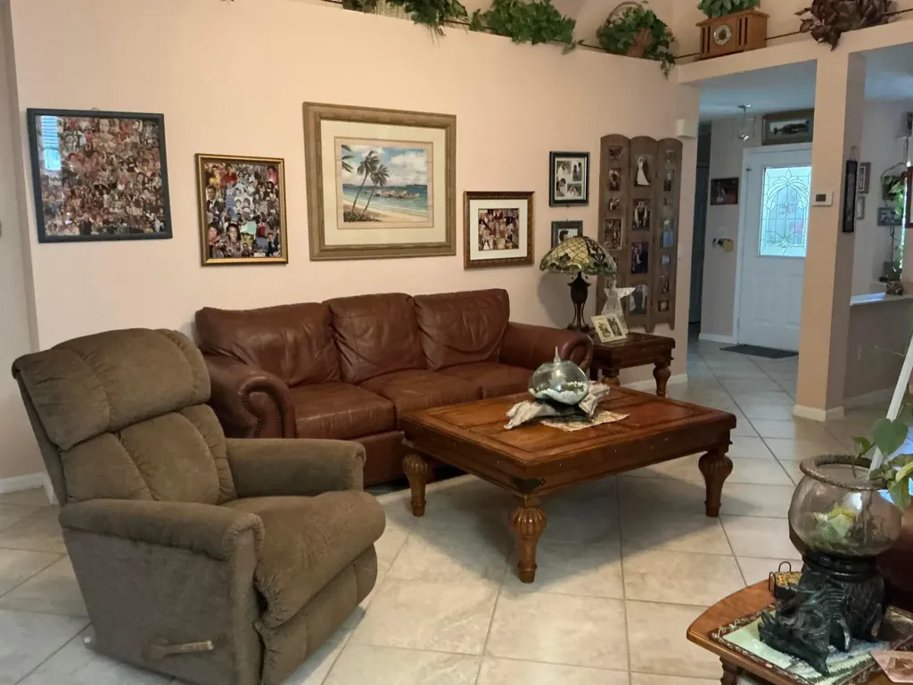6156 Alexandria Circle Fort Pierce FL 34982