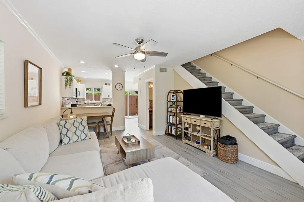 47 NE 20th Court Wilton Manors FL 33305