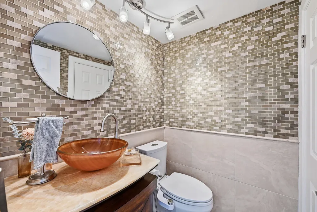 47 NE 20th Court Wilton Manors FL 33305
