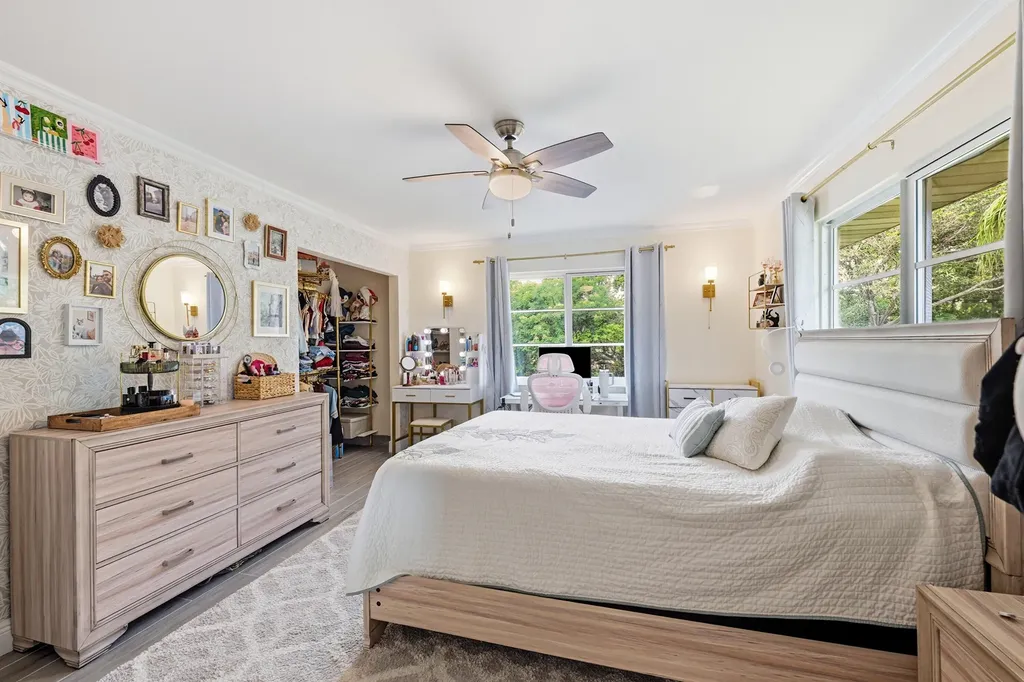 47 NE 20th Court Wilton Manors FL 33305