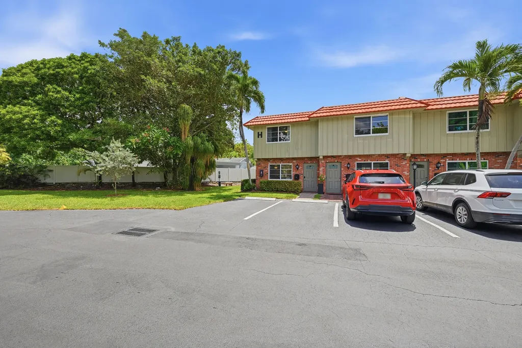 47 NE 20th Court Wilton Manors FL 33305