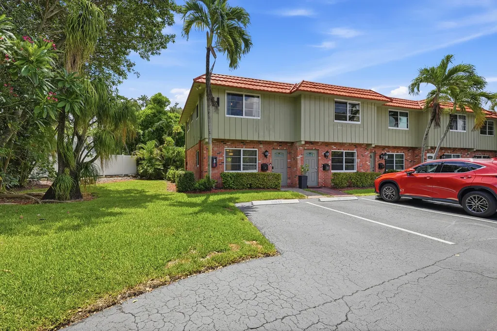 47 NE 20th Court Wilton Manors FL 33305