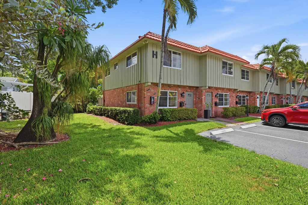 47 NE 20th Court Wilton Manors FL 33305