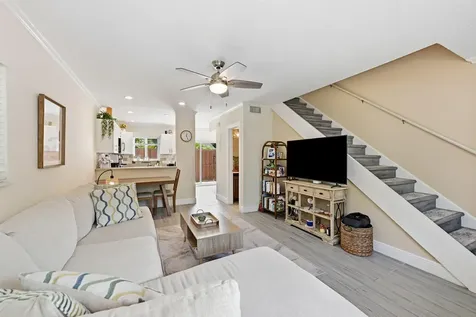 47 NE 20th Court Wilton Manors FL 33305